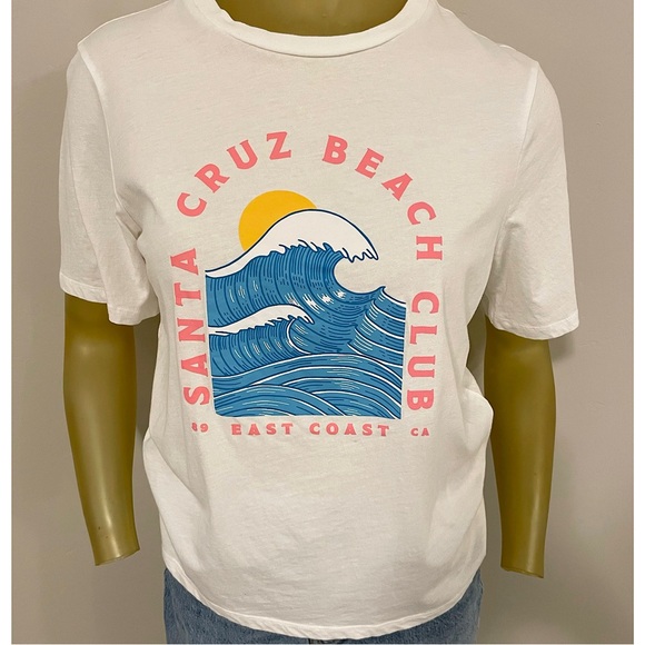 Pieces Santa Cruz Beach Club Graphic Tee. Size small. - Picture 5 of 16